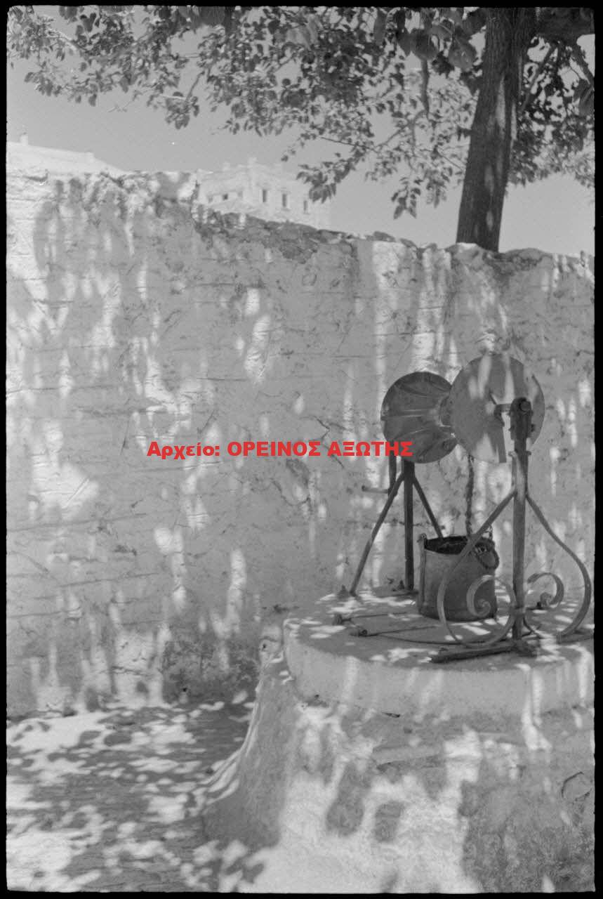 1943 Απείρανθος