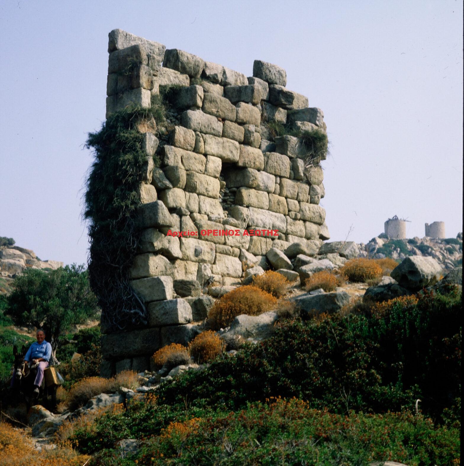 1981 Πύργος Πλάκας