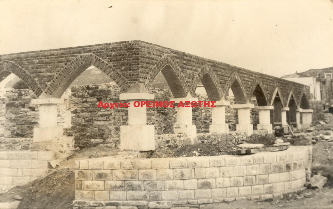1958 από την ανέγερση της κλινικής Μανωλά στη Χώρα